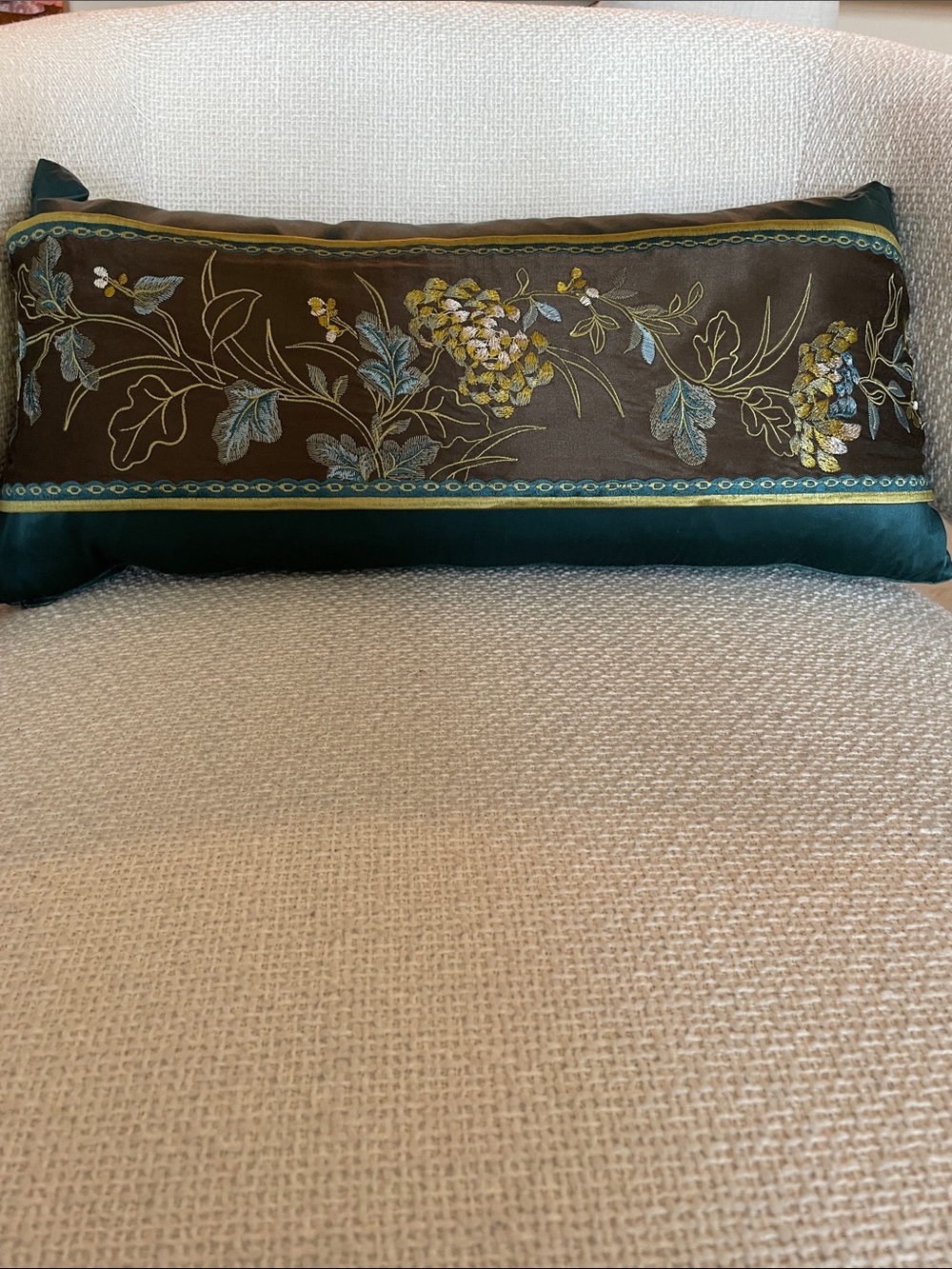 Natori Luxury Potala Palace Collection Silk & Velvet Lumbar Pillow Accent